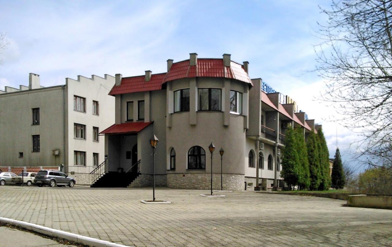 Чевермето-Ірен Lutsʼk Exterior foto